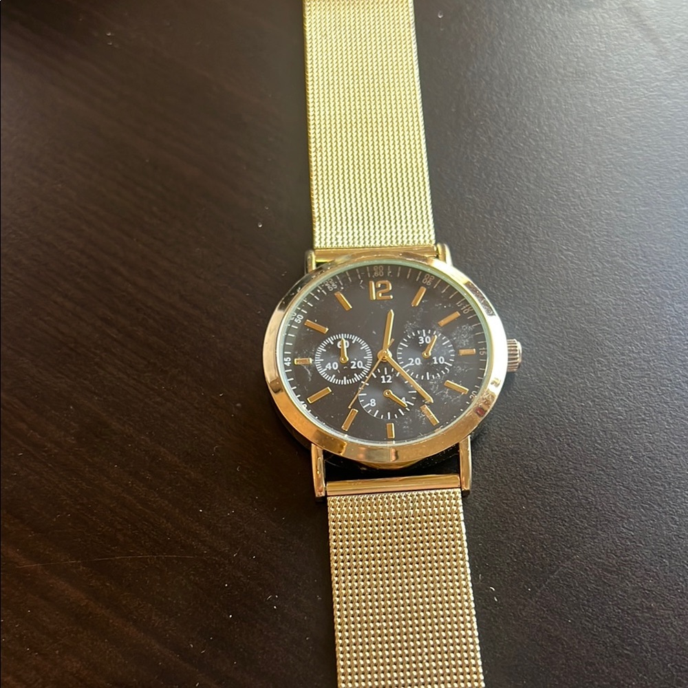 Gold Mesh Strap Watch